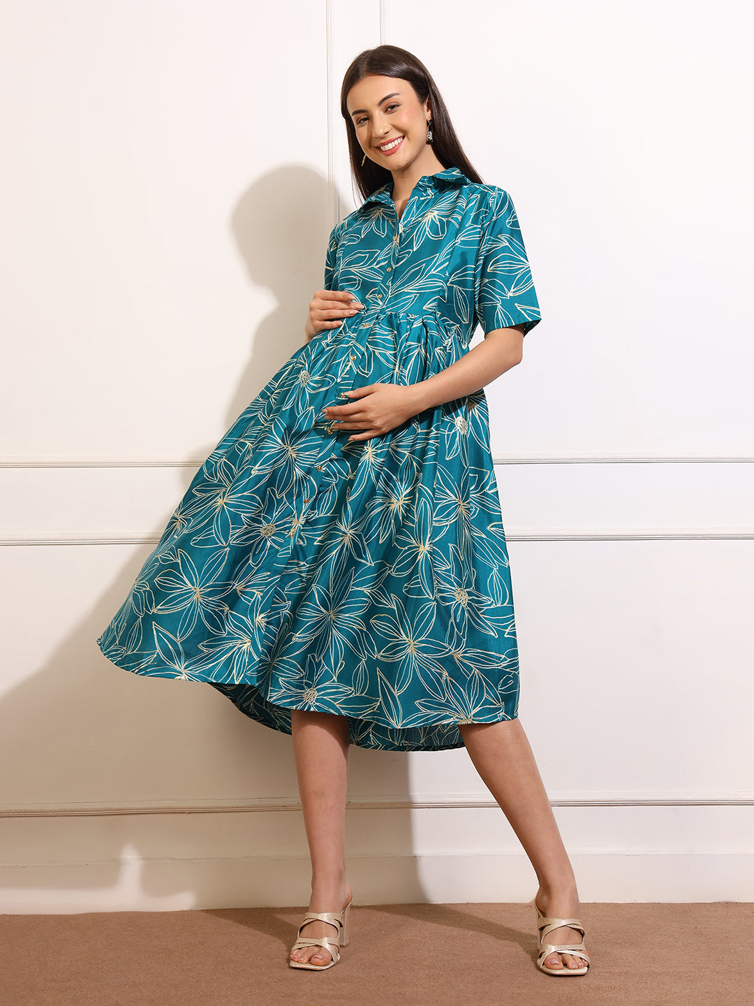 Chic Maternity & Nursing Midi Dress – Stylish Comfort for New Moms
