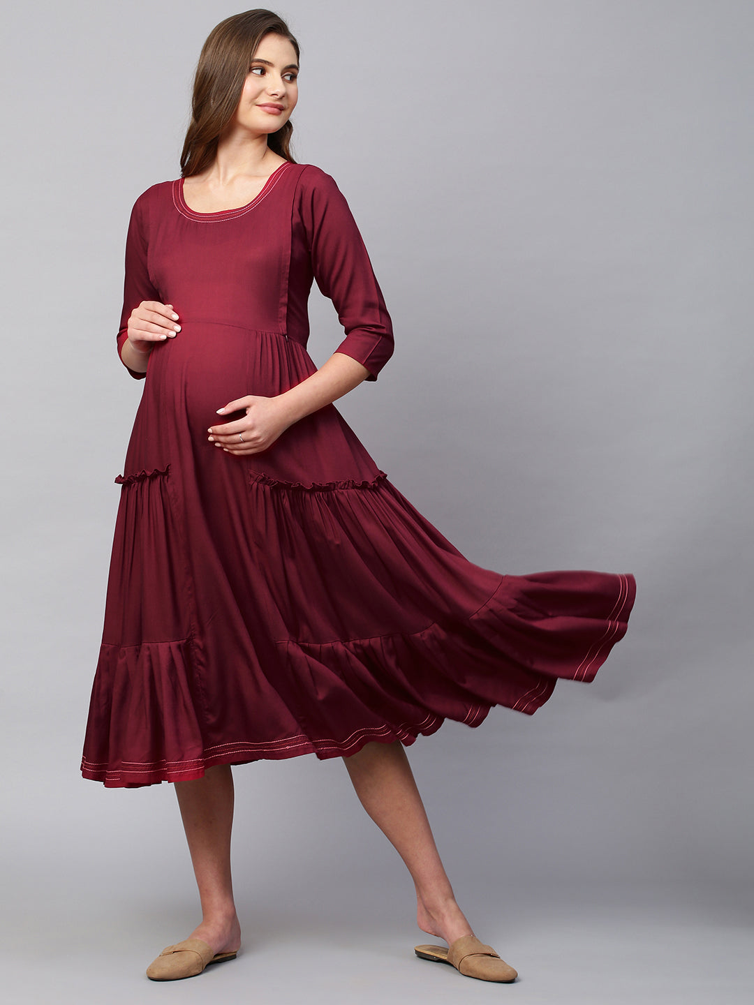 Comfy & Chic Maternity Maternity Dress – Easy Nursing with Elegant Look