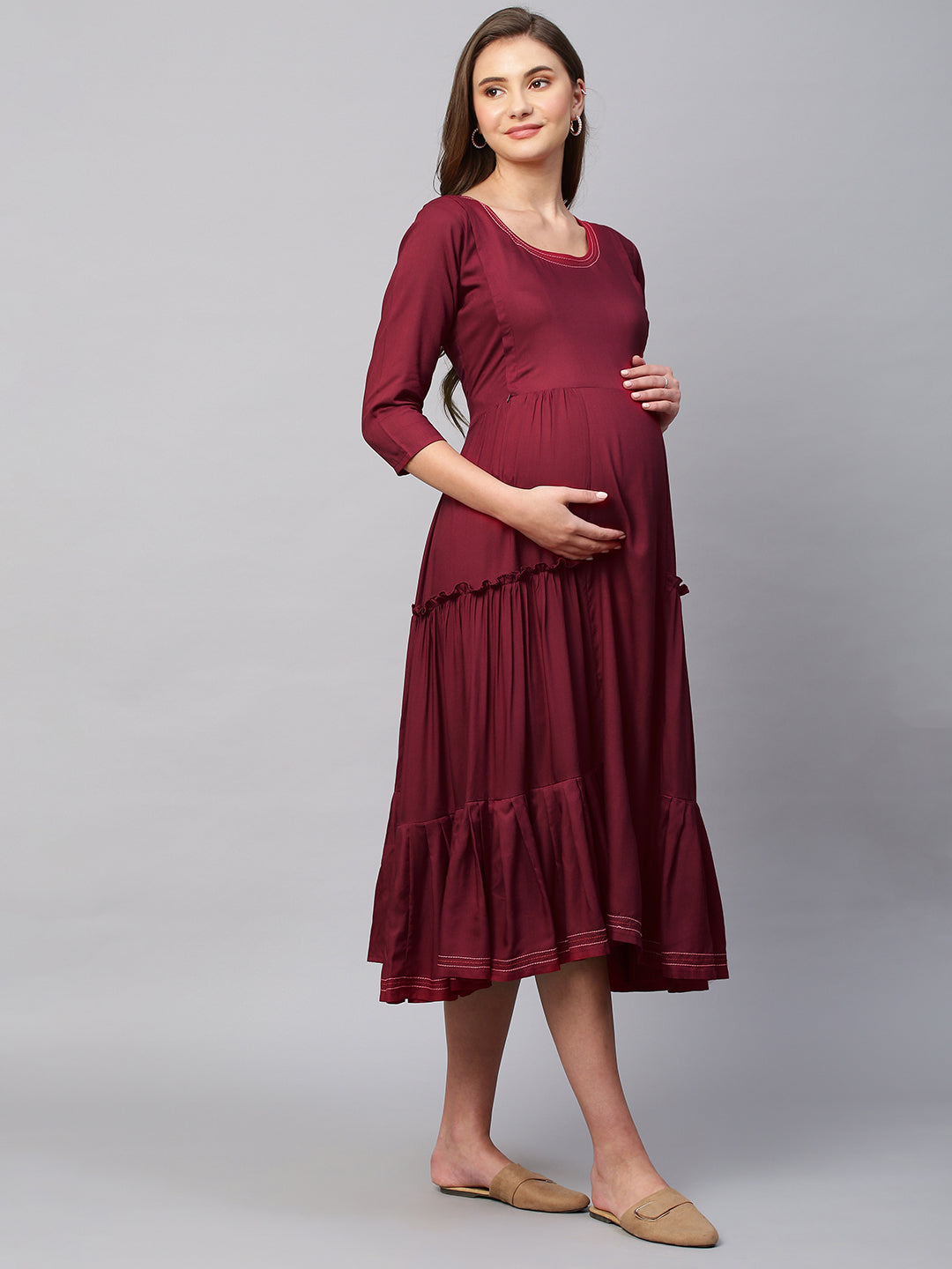 Comfy & Chic Maternity Maternity Dress – Easy Nursing with Elegant Look