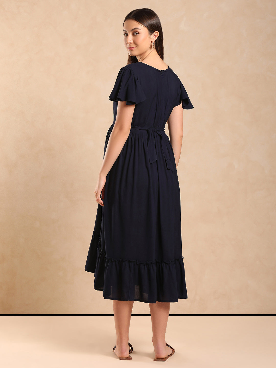 Pregnancy to Postpartum Dress – Stylish, Functional & Fuss-Free Feeding