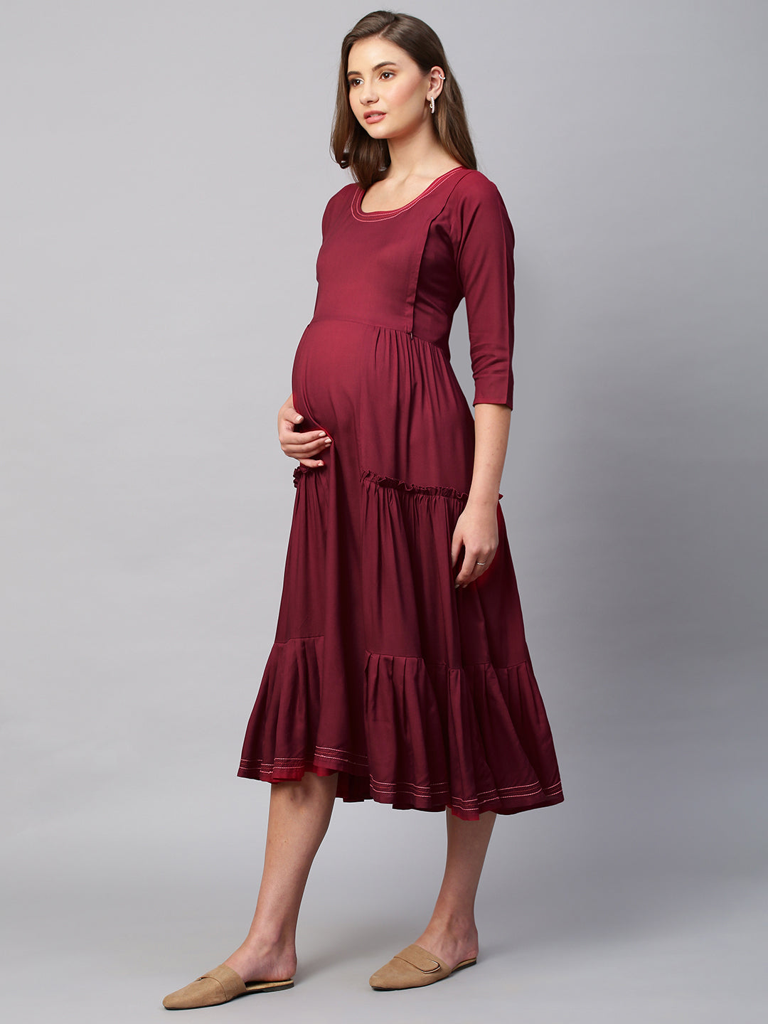 Comfy & Chic Maternity Maternity Dress – Easy Nursing with Elegant Look